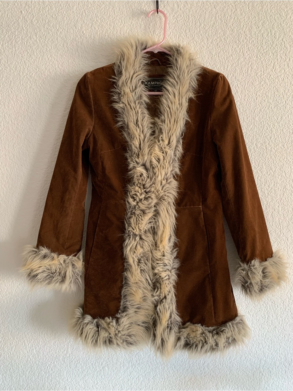 Rampage Vintage 90s l Brown Faux-Suede Coat with Beige Faux-Fur Trim